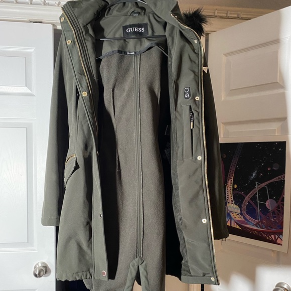 Guess Jackets & Blazers - Hunter Green Small Guess Jacket